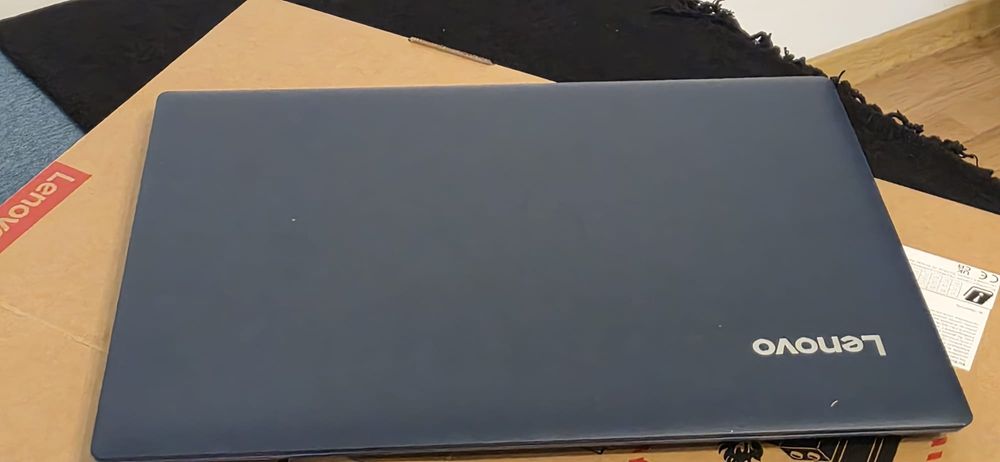 Laptop Lenovo i5, folosit.