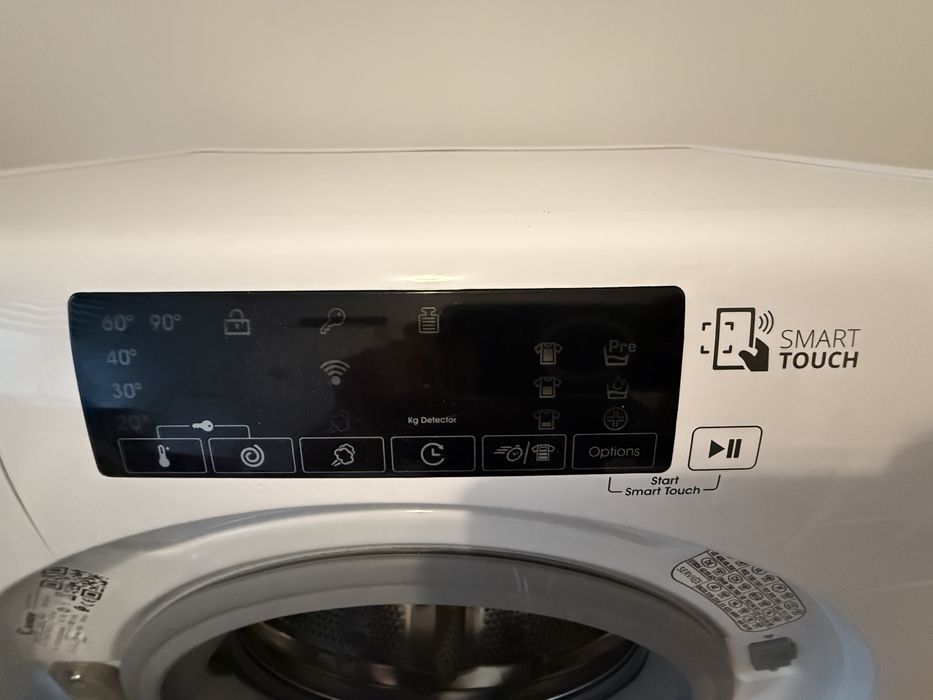 Пералня Candy Slim Smart CS4, 7kg, Invertor, Инверторен мотор, Бяла