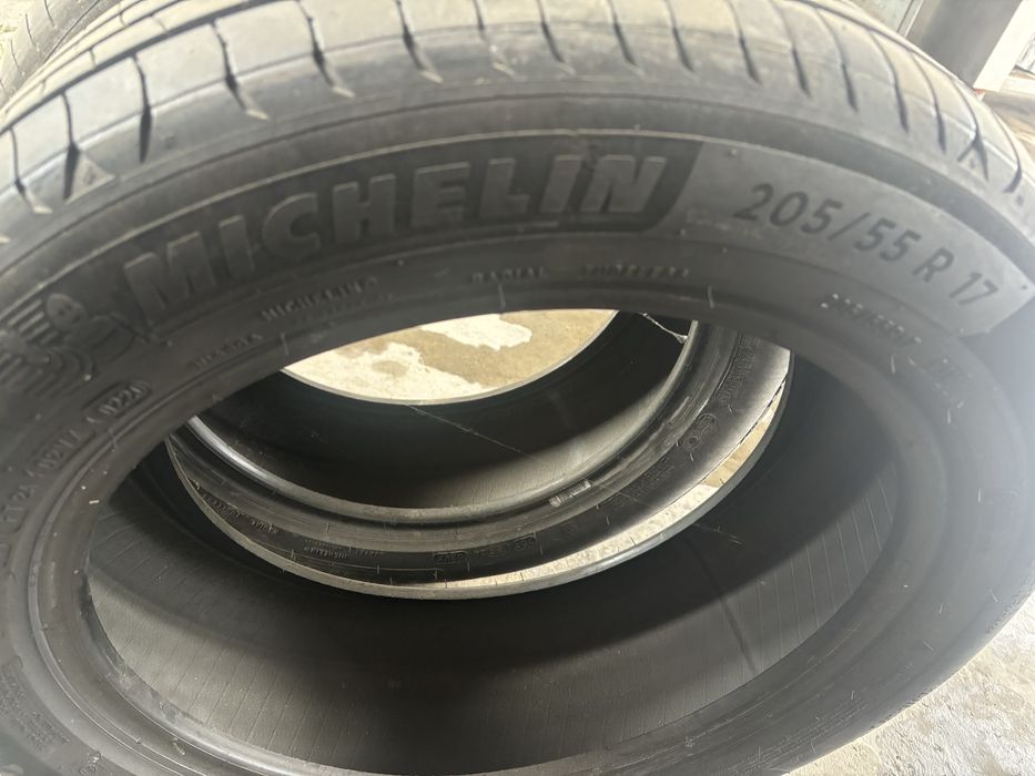 2 броя Гуми Michelin 205/55 R17