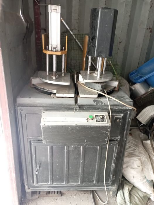 Продается станок для производства ПВХ окон