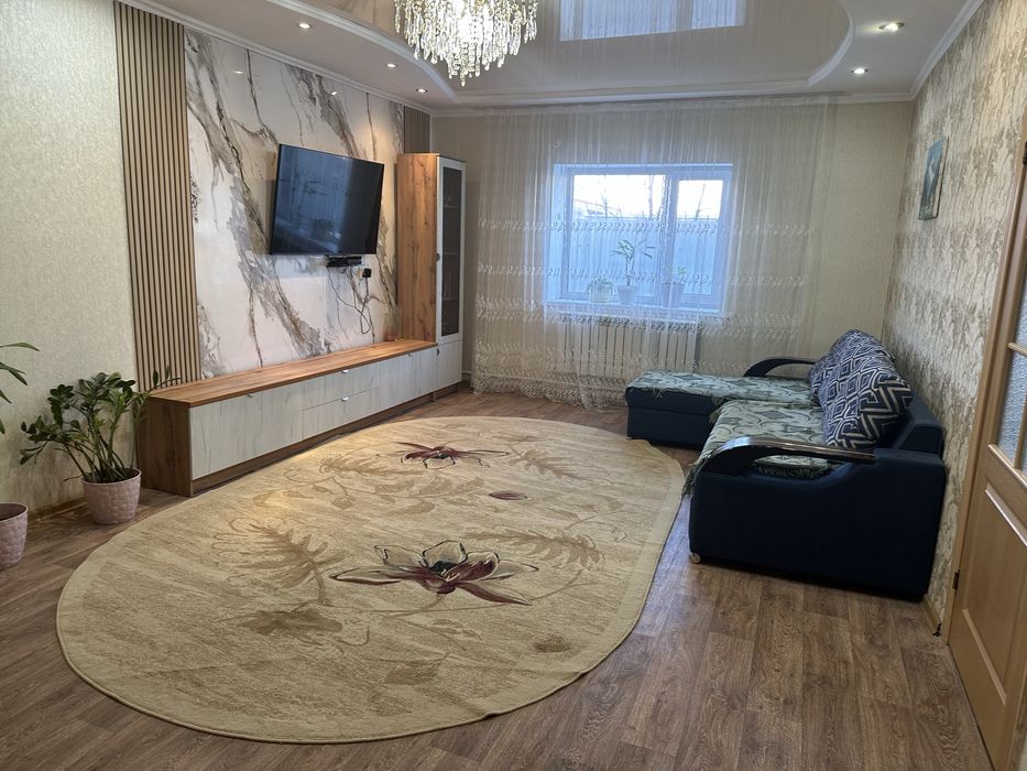 Жер үй сатылады.