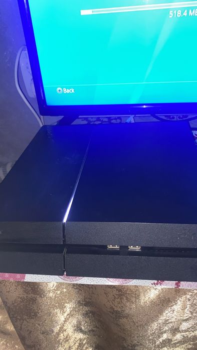 PS4 slime cu controller si FIFA 18,22,23