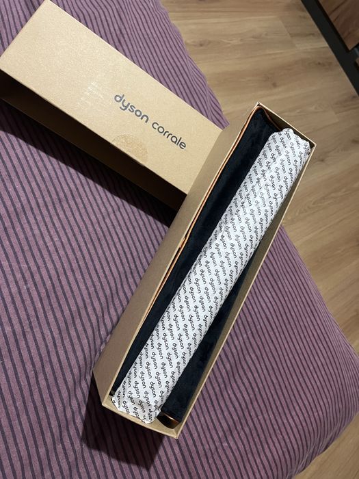 Преса Dyson corrale