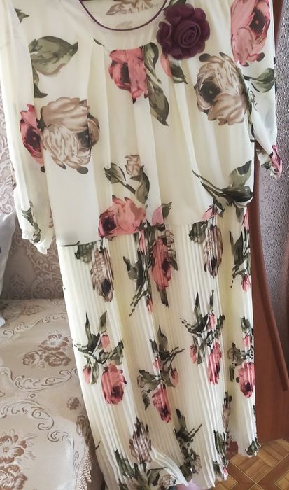 Продам нарядное платье