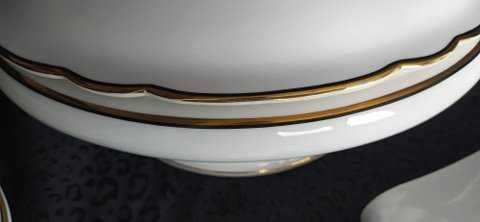 Луксозен сервиз за храна произведен от фабриката порцелан K&A Бавария