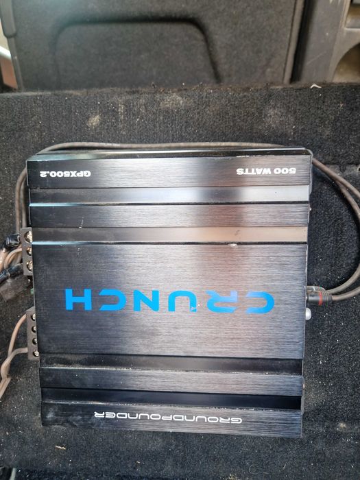 Vând subwofer cu statie crunch
