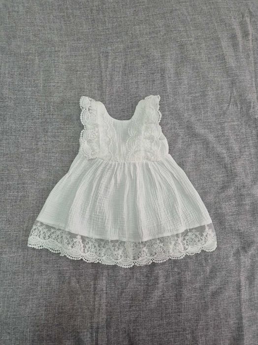 Красивое муслиновое платье на девочку