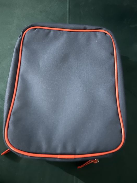 Gentuta de mana termo Chase, Ruble