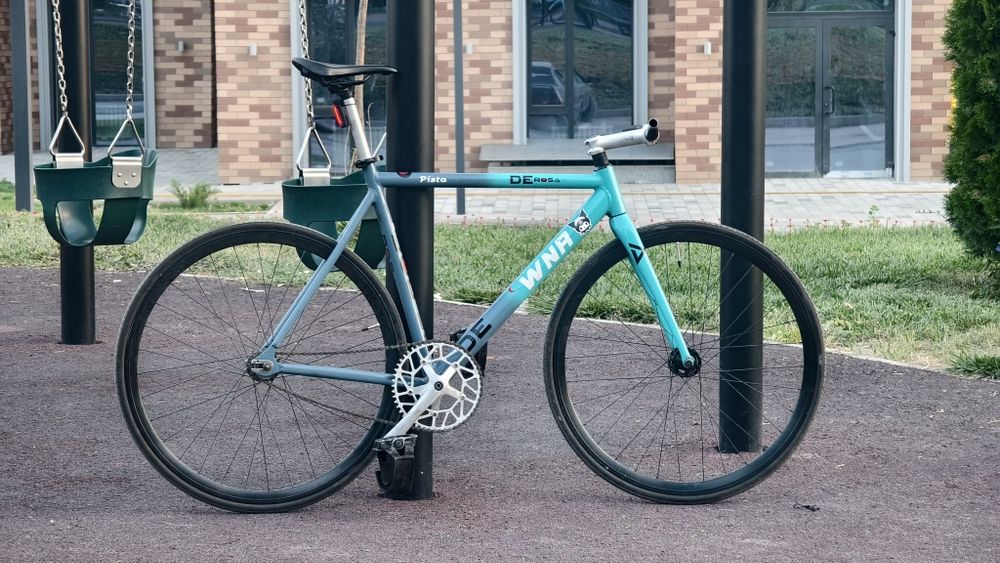 Fixed gear Wnr pista