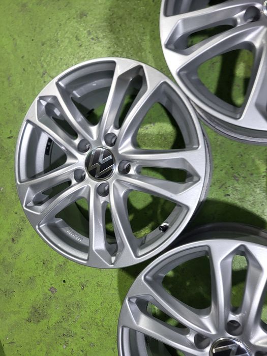 16 5x112 Vw Passat Touran Caddy Golf лети джанти 5х112 кади