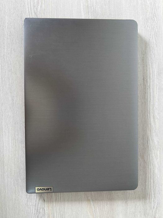 Ноутбук Lenovo Ideapad (Core i3-1115G4 / 256GB SSD)