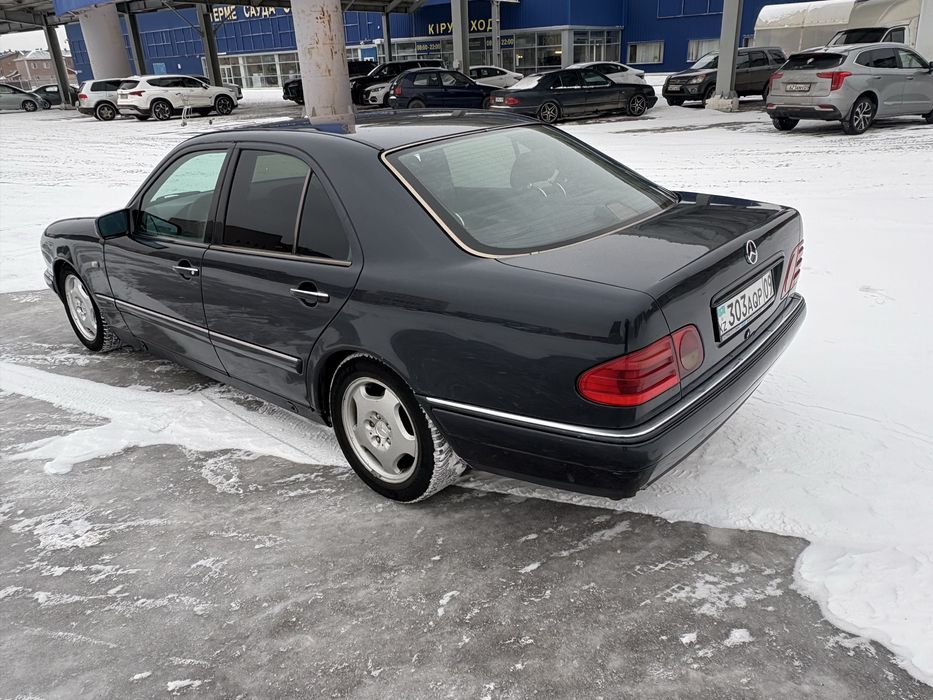 Mercedes e240 2.4 автомат