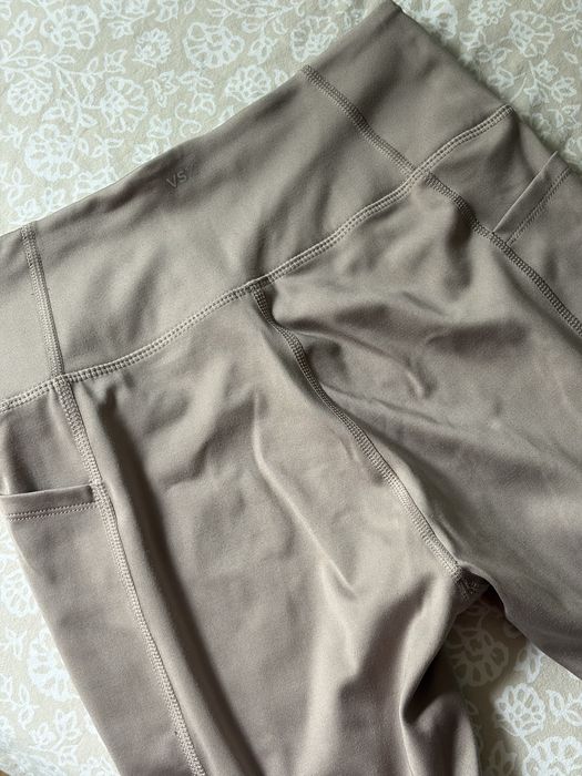 Victoria’s Secret VSX Essential High-Rise Pocket Legging