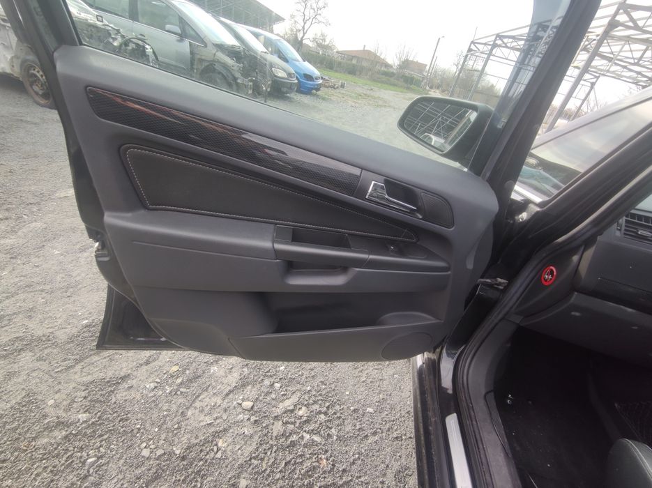 Салон от Опел Зафира Б Опц