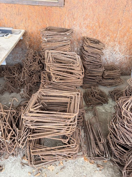 Etrieri fier constructii