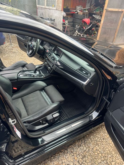 Vand Bmw F 10  520 d , M packet an 2011
