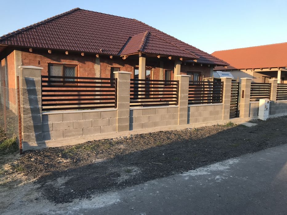 Confectii metalice usoare