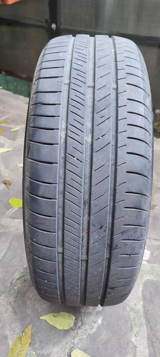 Vând anvelope nexen