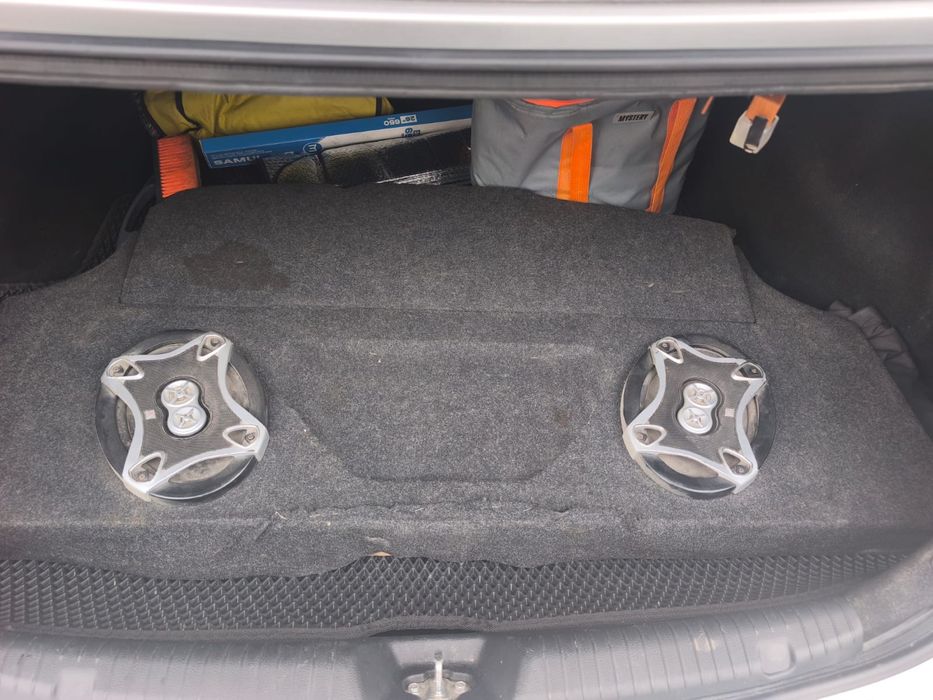 Полка на приору хэчбек