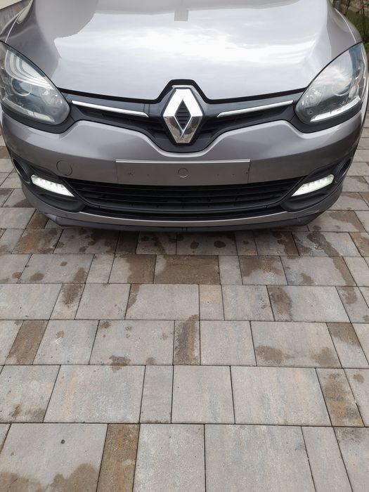 Parte Fata Bara Capotă Aripi Faruri Renault Megane 3 Facelift