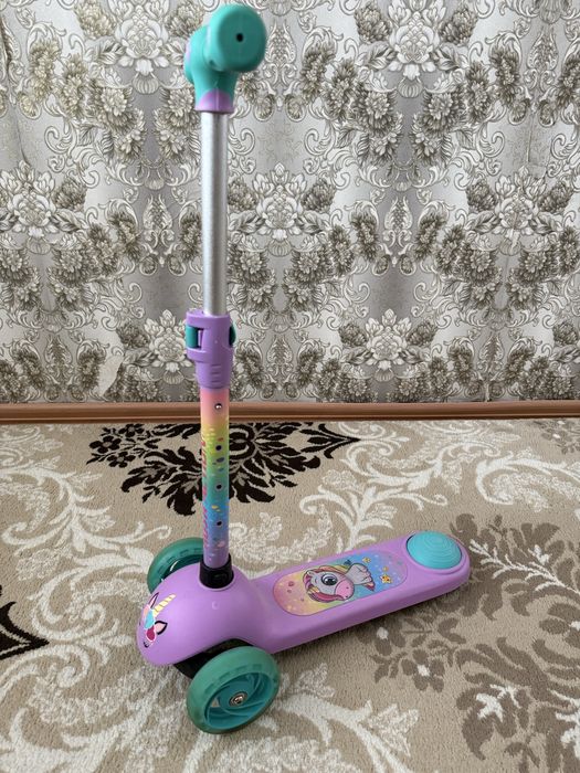 Самокат для девочки