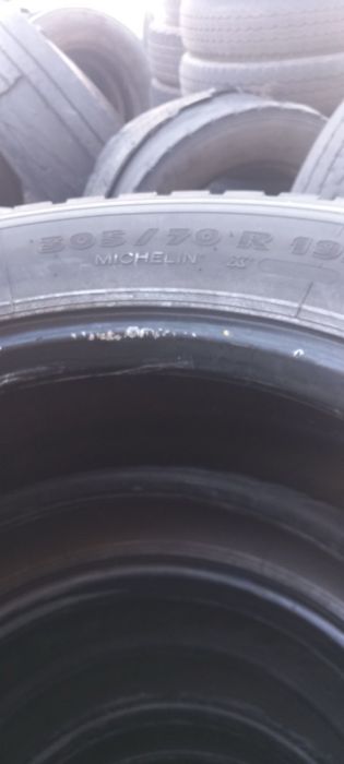 Гуми за камион 305/70/22.5 50%