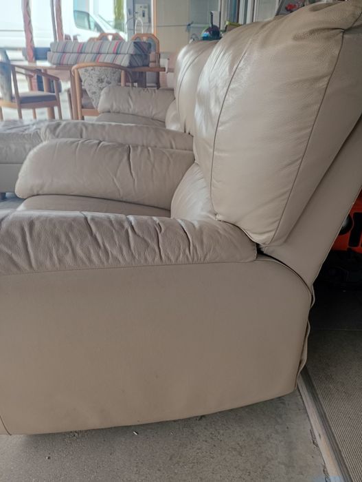 Fotoliu extensibil din piele naturală