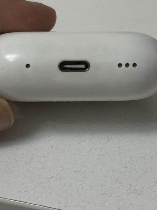 Футляр Airpods Pro2 без наушников