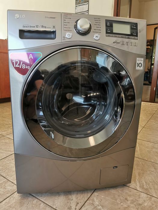 Пералната машина със сушилня - модел LG FH695BDH6N. made in Korea