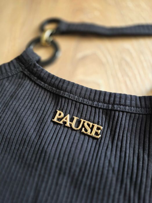 Черно бюстие PAUSE