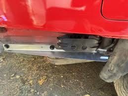 Крепление заднего бампера на БМВ Е34