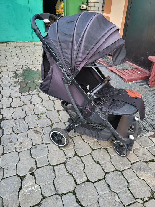 Продам детскую коляску