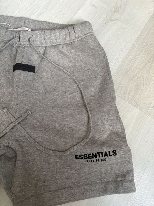 Pantaloni Essentials Gri