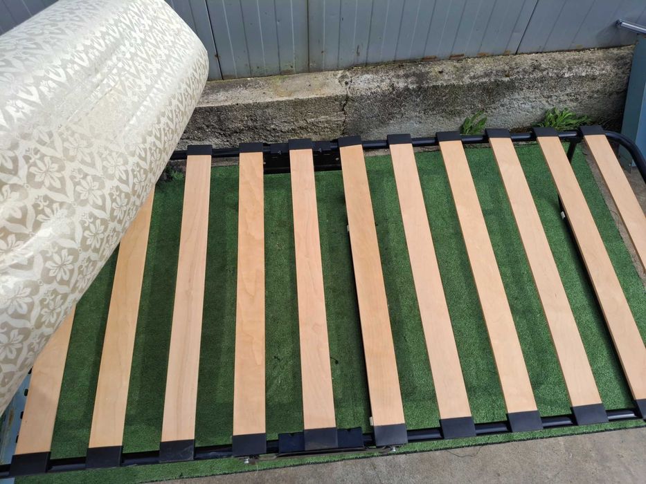 Походно легло ...