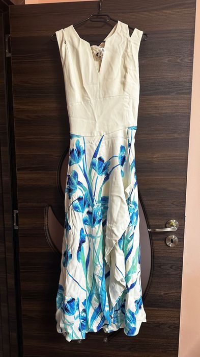 Дамски елегантни рокли