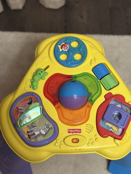 Игровой столик от Fisher Price