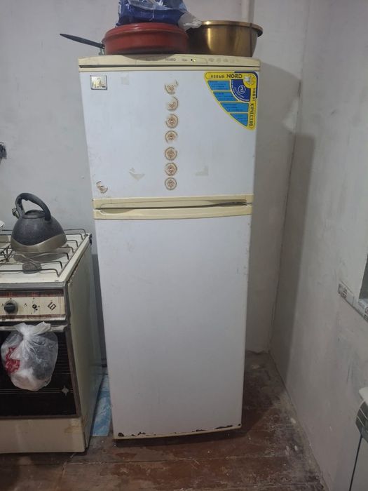 Холодильник рабочий