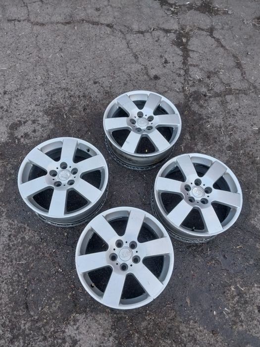 Диски R17 оригинал. Разболтовка 5×114.3