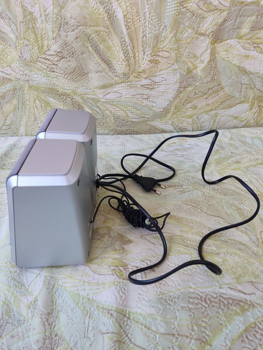 Продам активные колонки microlab модель B-15