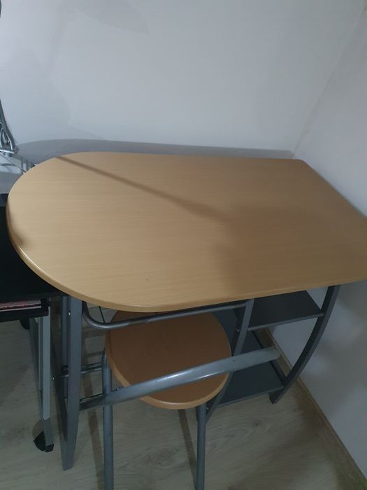 Set masă și scaune / bucătărie / bar mic dejun, lemn