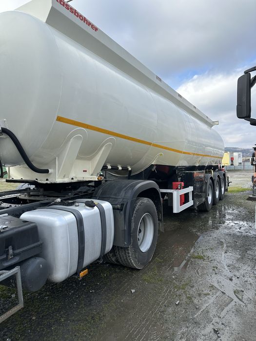 Kassbohrer STB - Cisterna ADR - Produse Petroliere - 4 compartimente