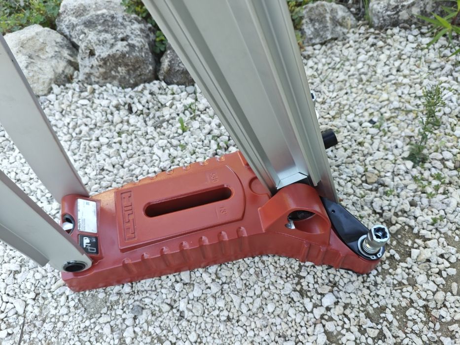 Ново 2025 - Hilti DD 250 CA + DD - HD 30 - Диамантено пробивна машина