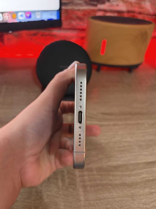 iPhone 16 Pro Max 512 GB 93% 1 Година Гаранция + Оригинален кейс