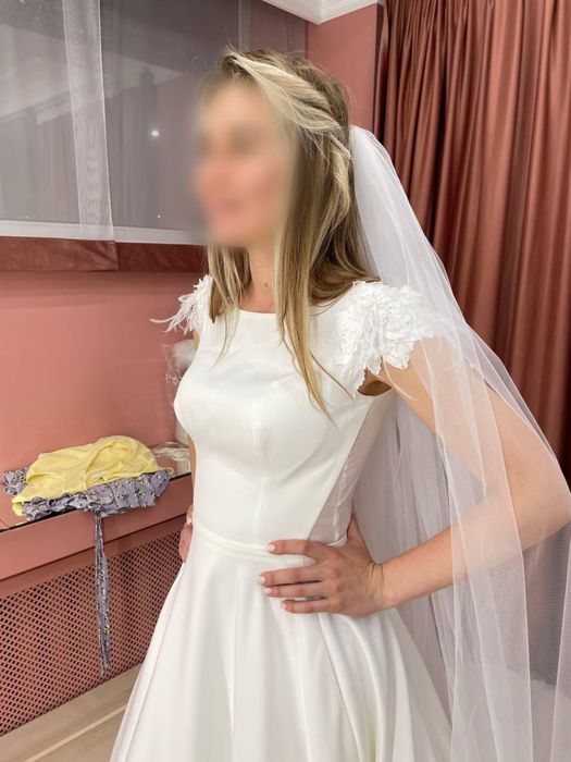 Свадебное платье