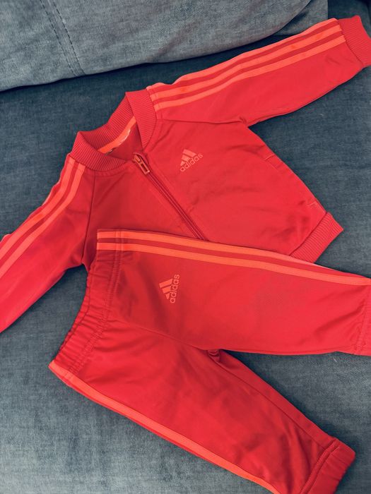 Trening Adidas roz 68