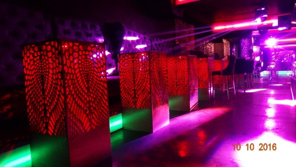 Дизайнерска маса