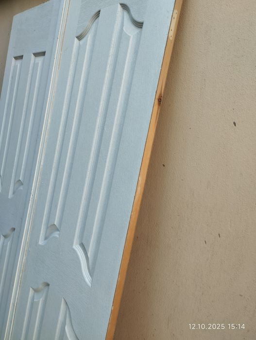 Эшик сотилади. Холати яхши, деярли ишлатилмаган.