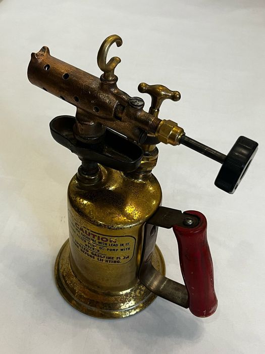 Паяльная лампа США.