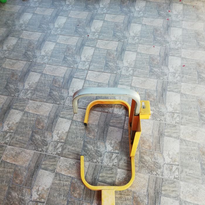 Sistem blocare roti