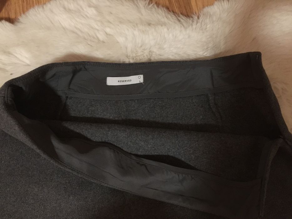 Къса пола от вълна